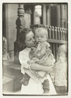 Little Mother, Pittsburgh — Lewis Hine
