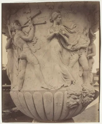 Versailles, Vase (Detail) — Eugène Atget