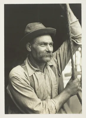 Untitled (Workman) — Lewis Hine