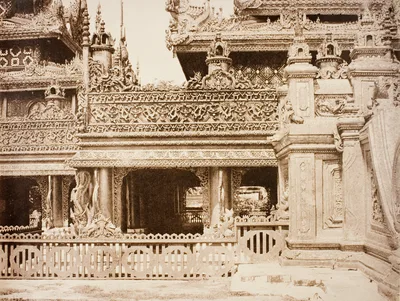 No. 92. Amerapoora. Another part of the Balcony of Kyoung No. 86 [Maha-too-lo-Bounghian Kyoung]. — Linnaeus Tripe