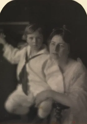 Julia McCune Flory and John Flory — Clarence Hudson White