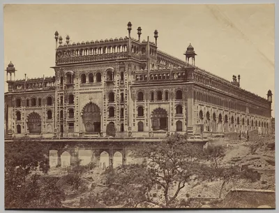 Exterior of Asaf-ud-Daula's Imambara, or Tomb — Felice Beato