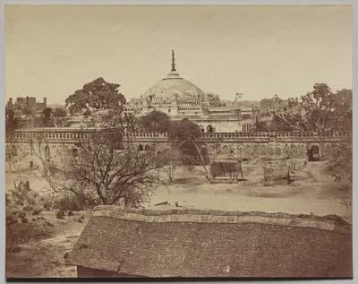 The Shah Nyjuff or Najaf — Felice Beato