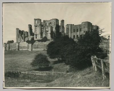 Kenilworth Castle, Warwickshire, England — Adolphe Braun
