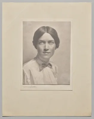 Portrait of Honoré Willsie Morrow — Gertrude Käsebier